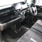 ホンダ　N-BOXカスタム