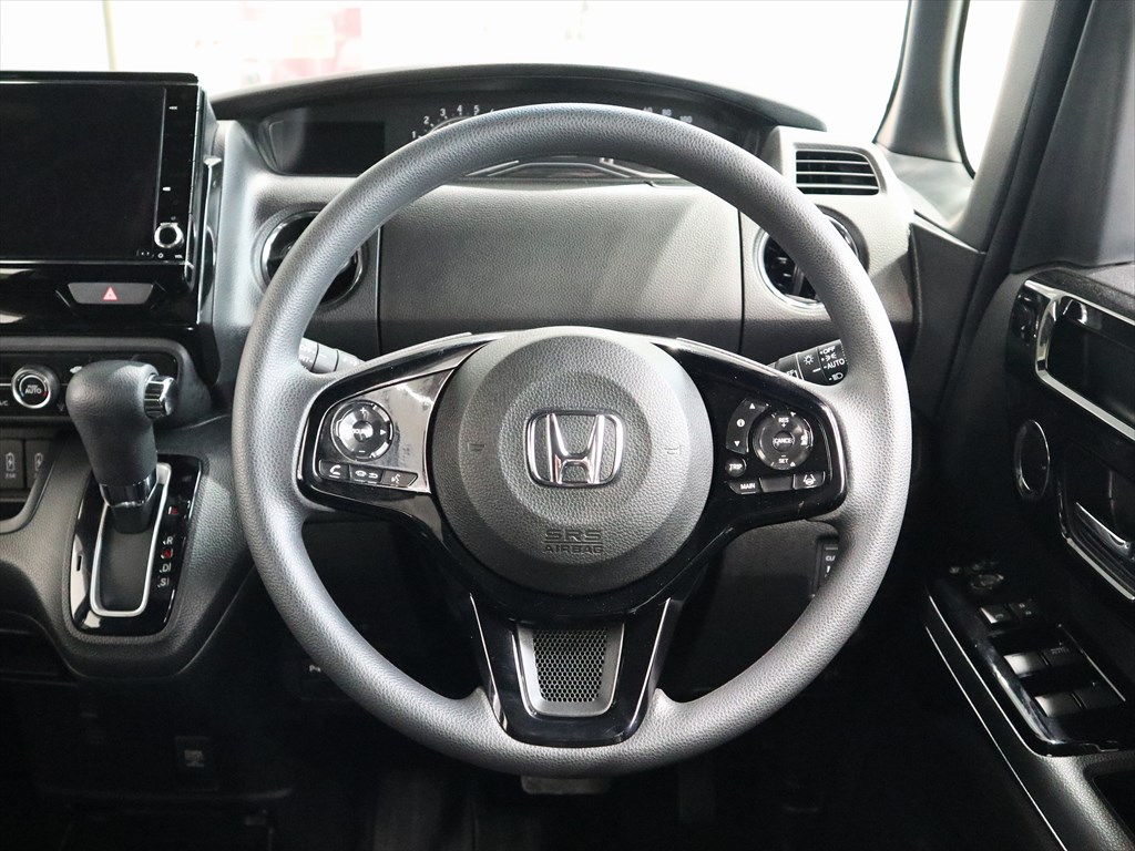 ホンダ　N-BOXカスタム