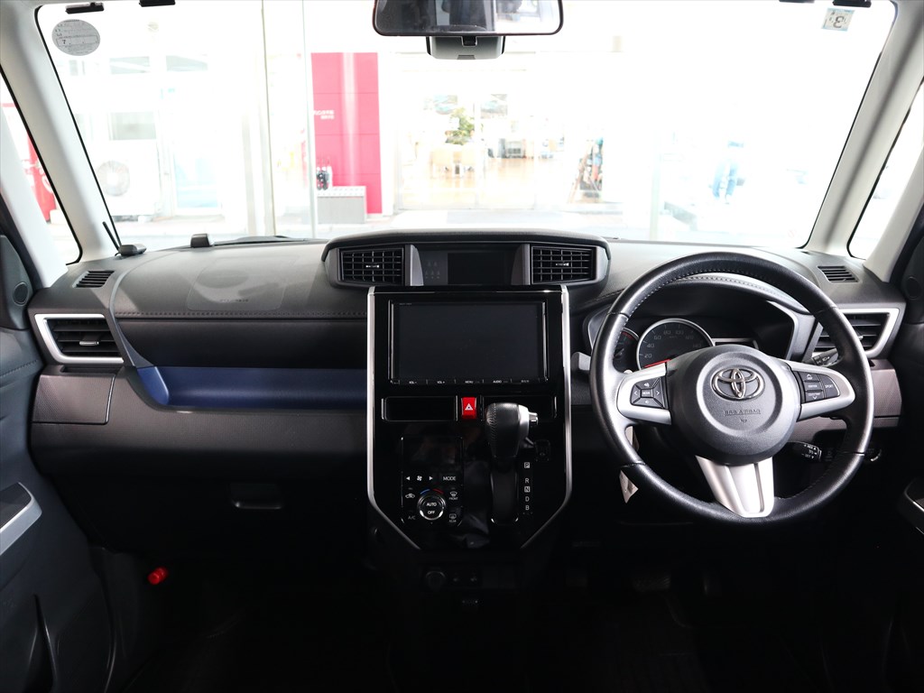 トヨタ　タンク