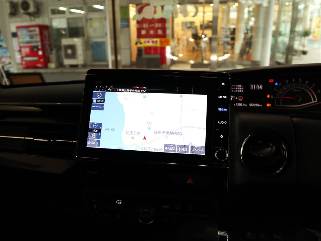 ホンダ　N-BOXカスタム