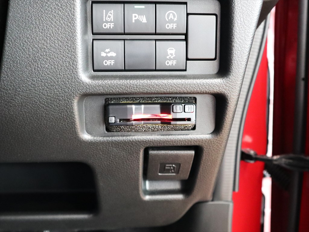 スズキ　ハスラー