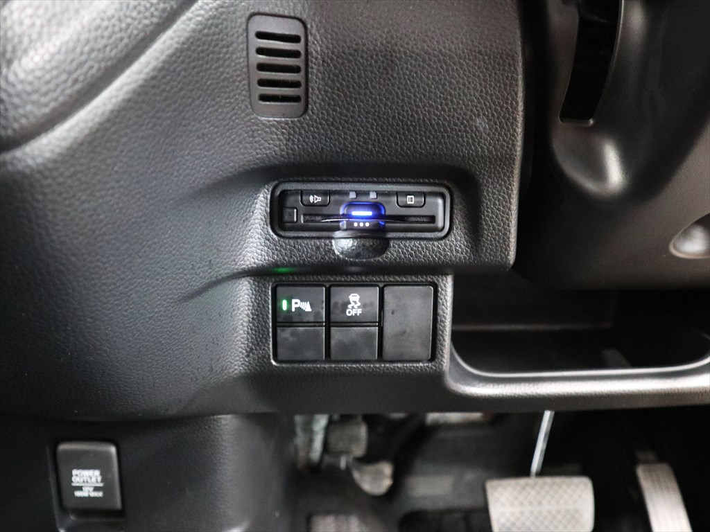 ホンダ　N-BOXカスタム