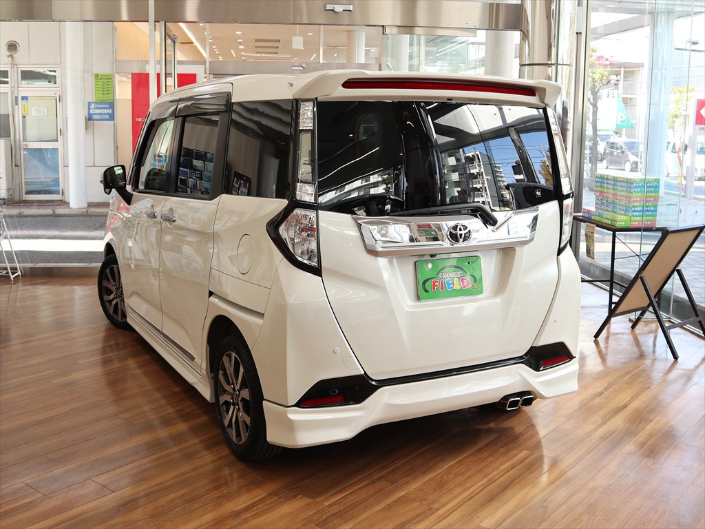 トヨタ　タンク