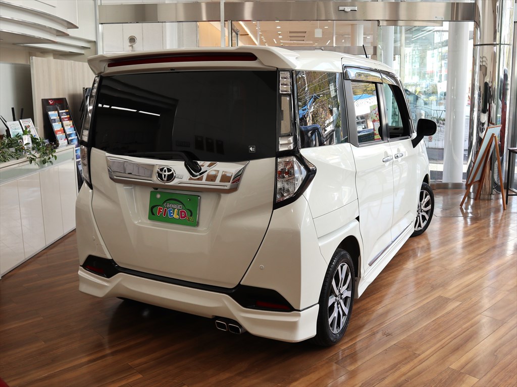 トヨタ　タンク