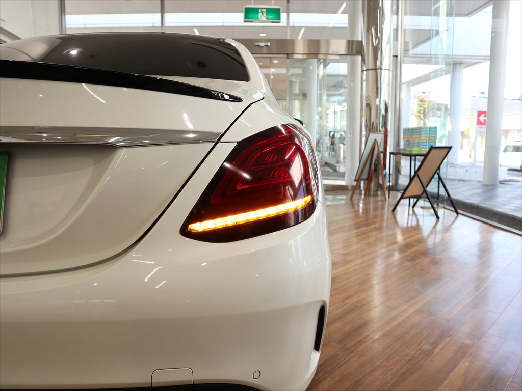 メルセデスベンツ　Cクラスセダン