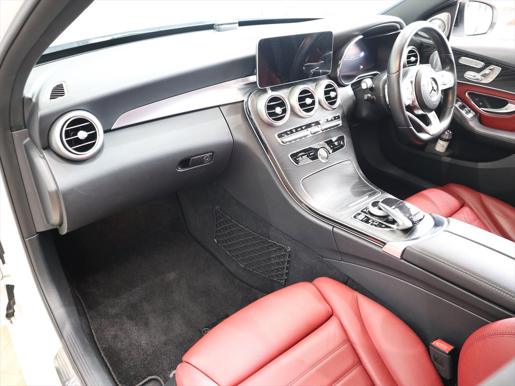 メルセデスベンツ　Cクラスセダン