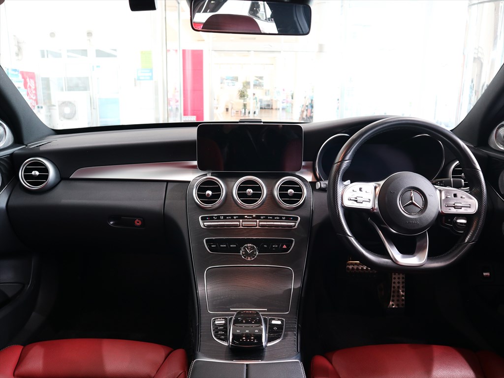 メルセデスベンツ　Cクラスセダン