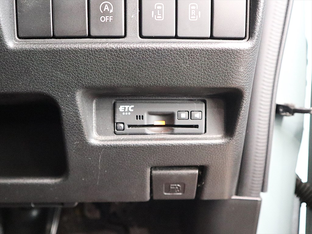 スズキ　スペーシア