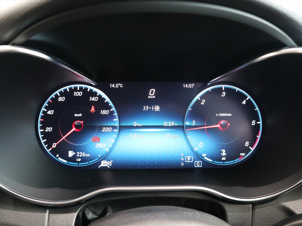 メルセデスベンツ　Cクラスセダン