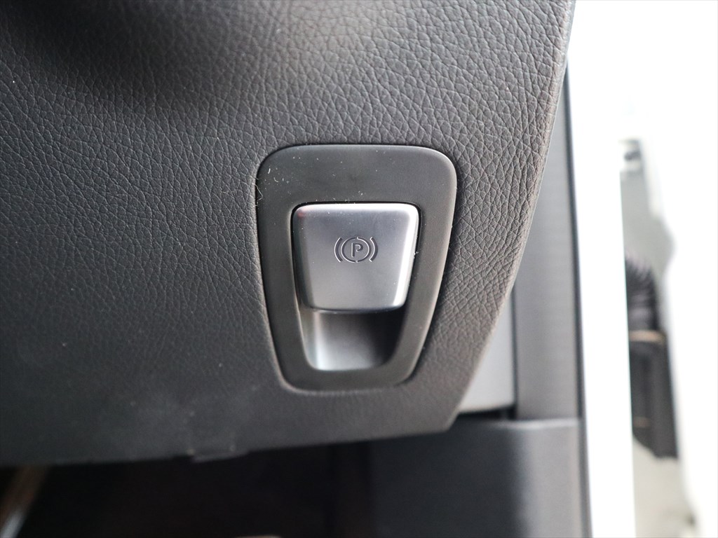 メルセデスベンツ　Cクラスセダン