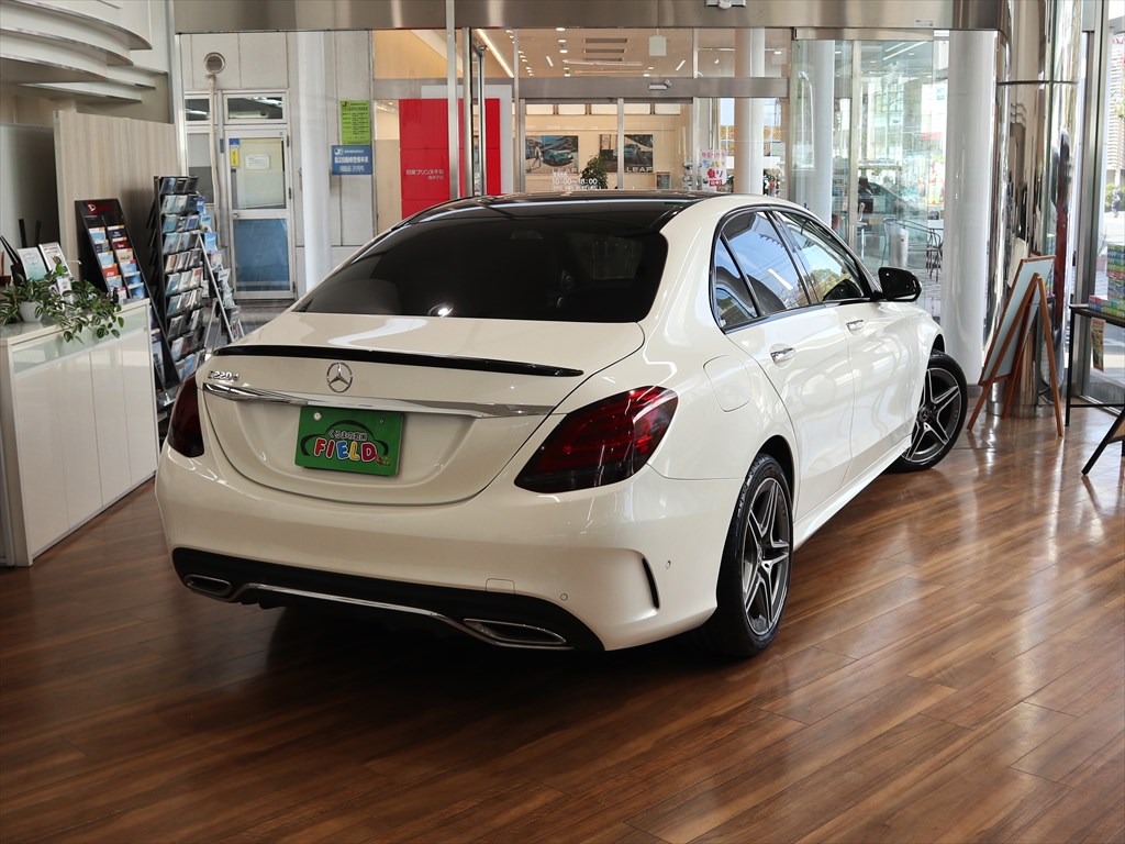 メルセデスベンツ　Cクラスセダン