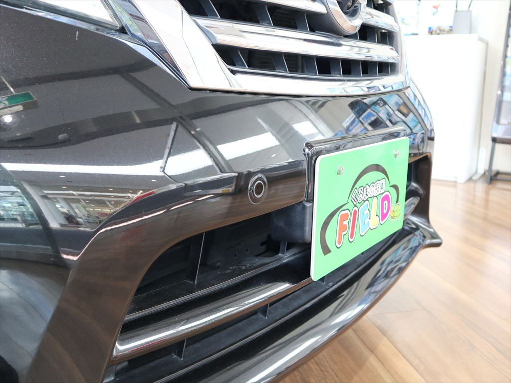 日産　セレナ