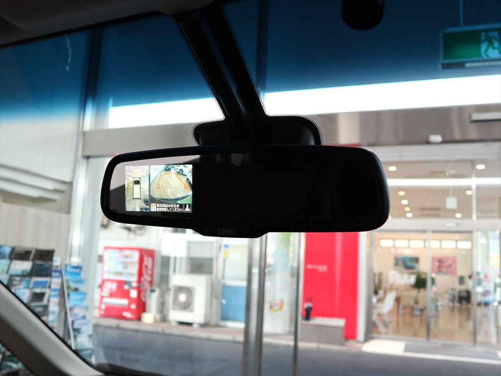 日産　セレナ