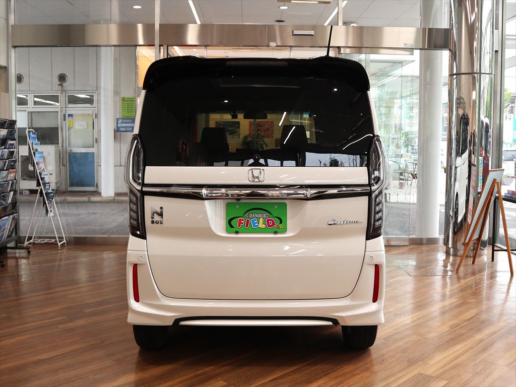 ホンダ　N-BOXカスタム