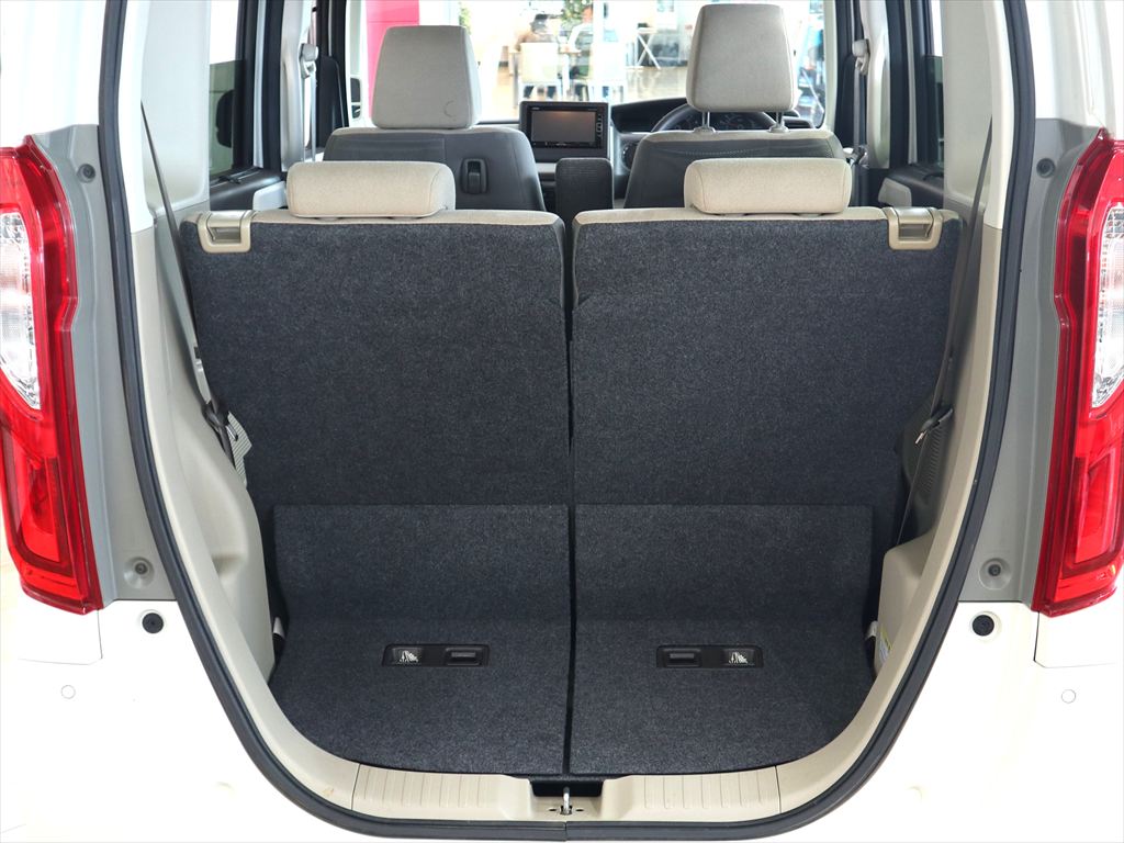 ホンダ　N-BOX