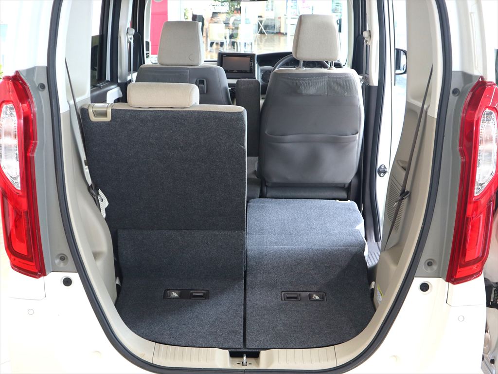 ホンダ　N-BOX