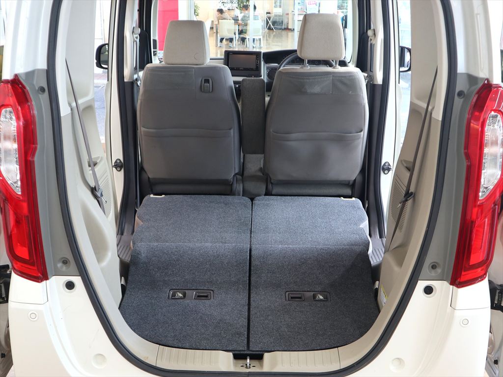 ホンダ　N-BOX