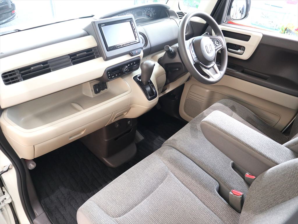 ホンダ　N-BOX