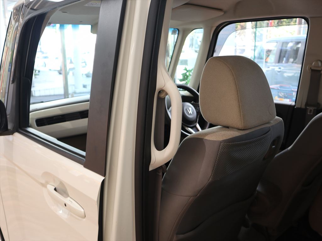ホンダ　N-BOX